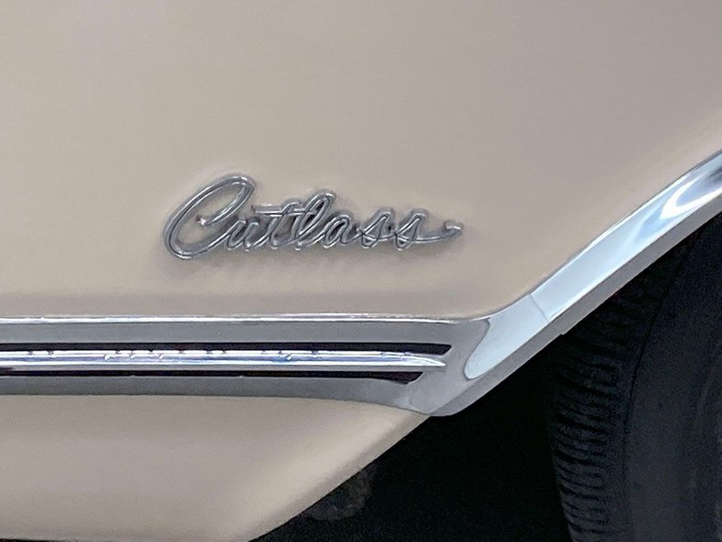 1965 Oldsmobile Cutlass 22