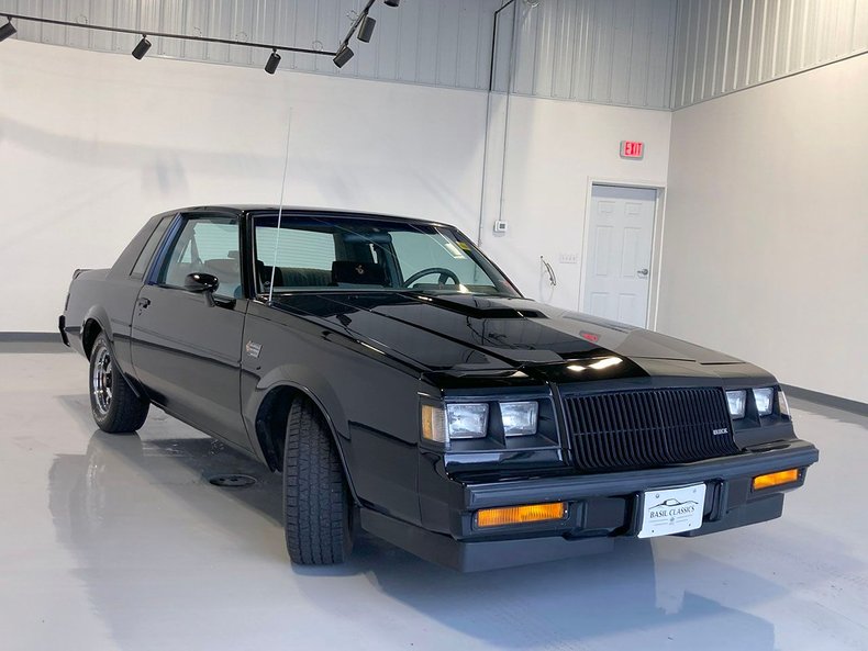 1987 Buick Grand National 26