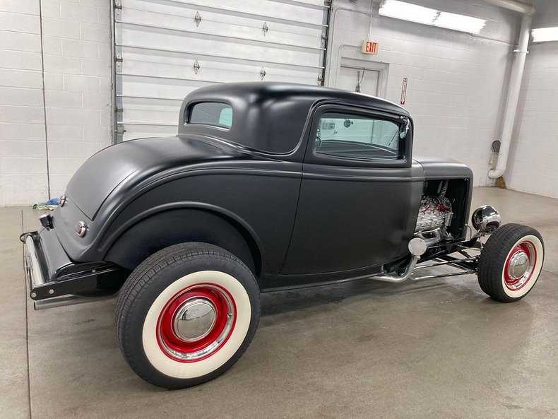 1932 Ford Coupe 6