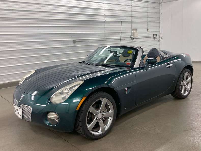 2006 Pontiac Solstice | Basil Classics