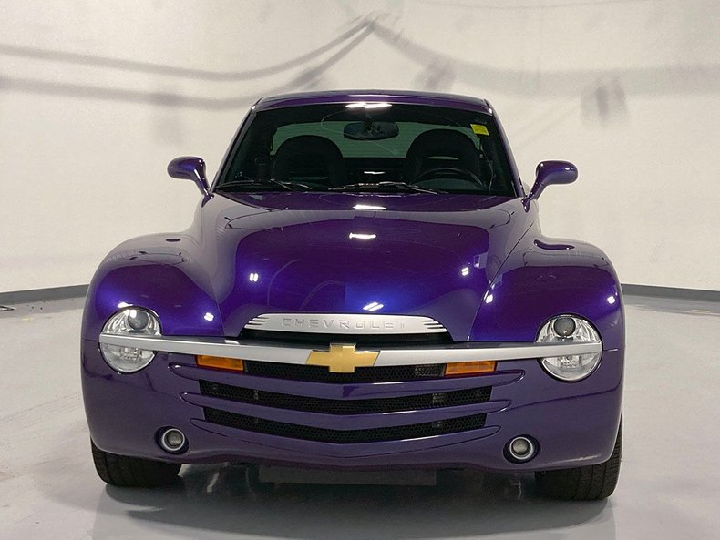 2004 Chevrolet SSR 8
