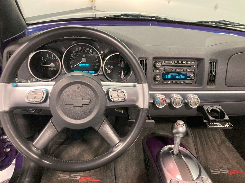 2004 Chevrolet SSR 66