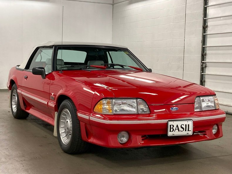 1990 Ford Mustang 72