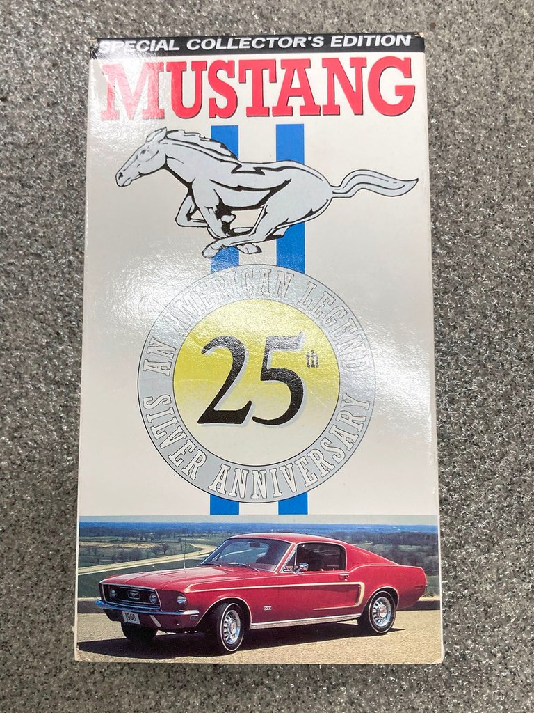 1990 Ford Mustang 52