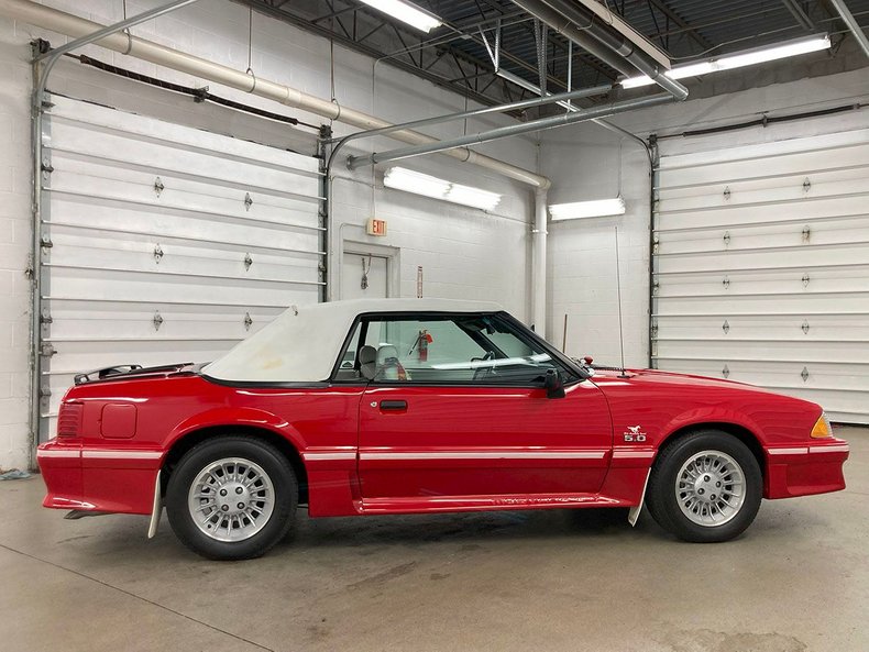 1990 Ford Mustang 67