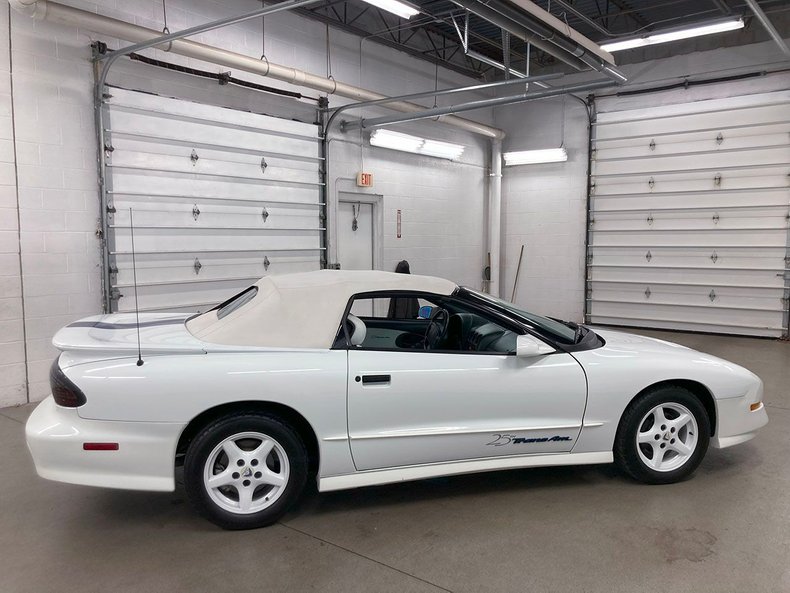 1994 Pontiac Firebird 64