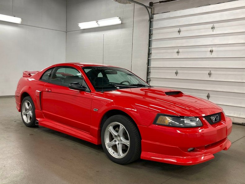 2001 Ford Mustang 6