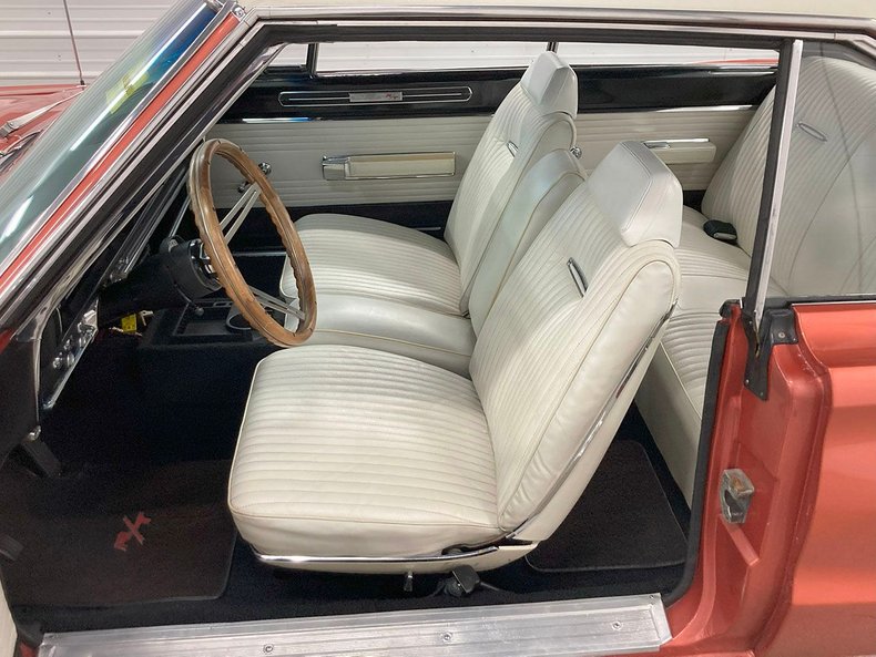 1967 Dodge Coronet 26