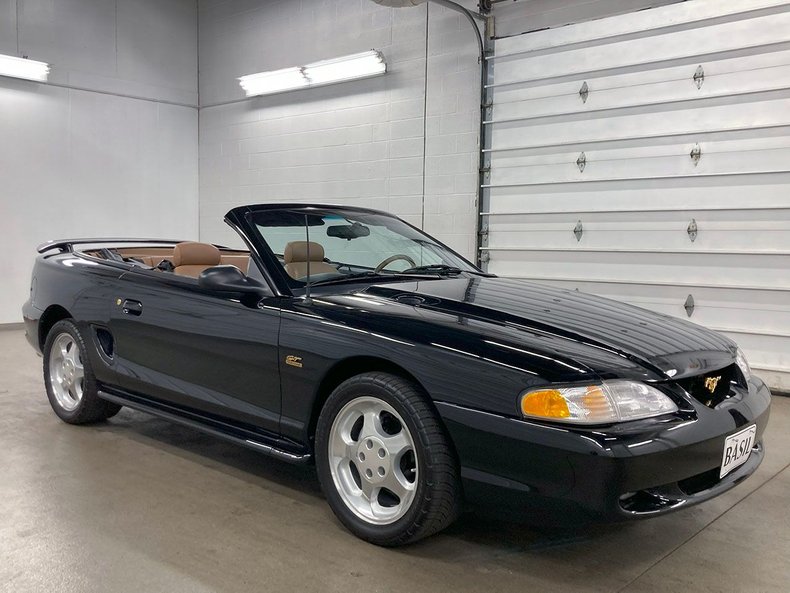 1995 Ford Mustang 27