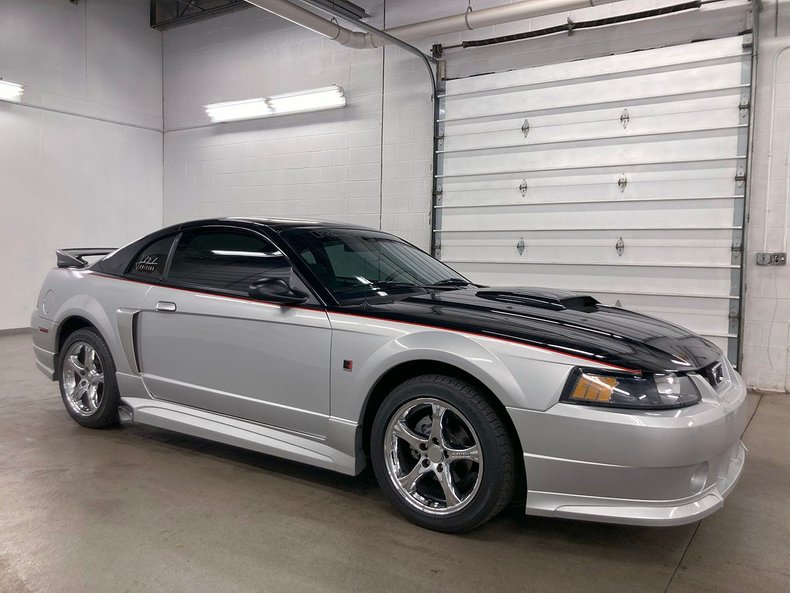 2004 Ford Mustang 5