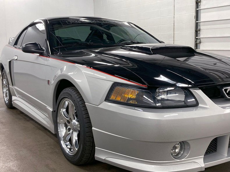 2004 Ford Mustang 15