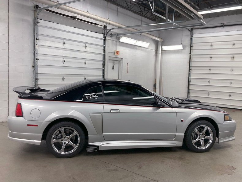 2004 Ford Mustang 69