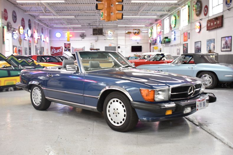 1989 Mercedes-Benz 560 Series 7