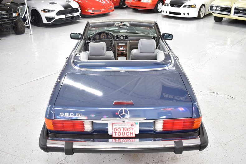 1989 Mercedes-Benz 560 Series 28