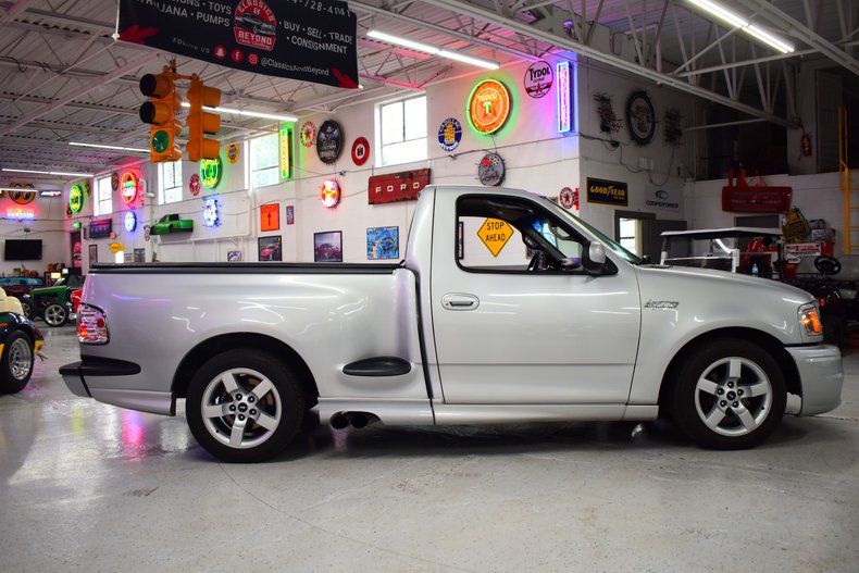 2000 Ford F-150 28