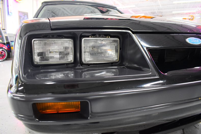 1986 Ford Mustang 42