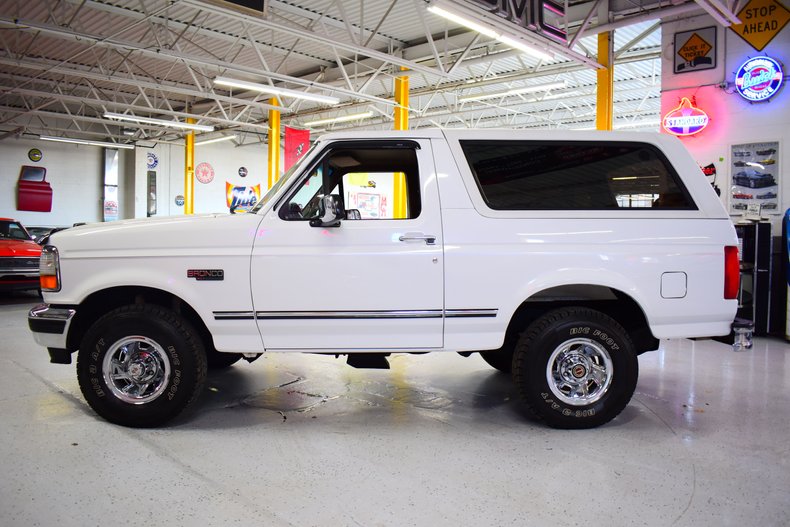1994 Ford Bronco 10