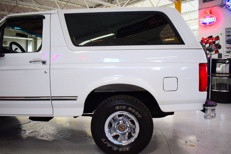 1994 Ford Bronco 16