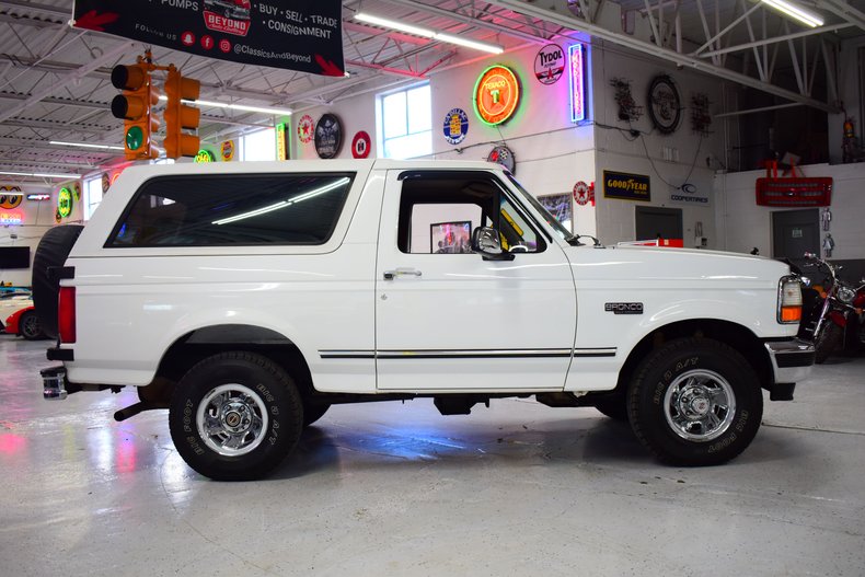 1994 Ford Bronco 31