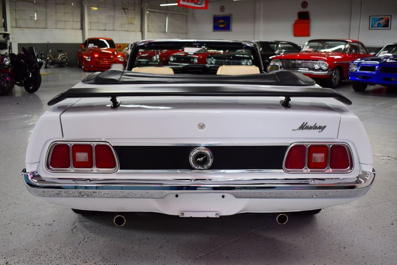 1973 Ford Mustang 21