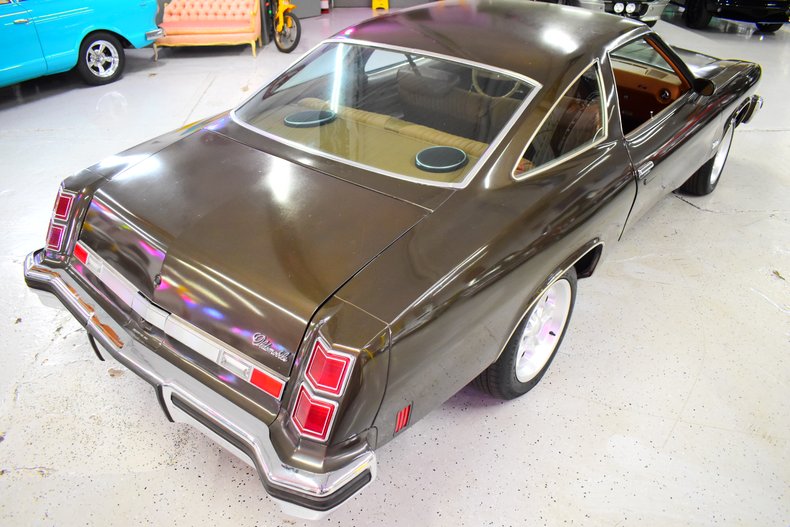 1975 Oldsmobile Cutlass 10