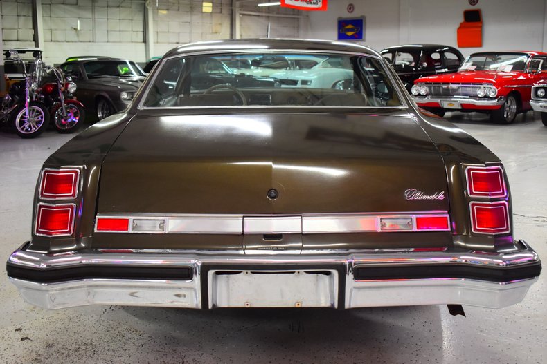 1975 Oldsmobile Cutlass 12