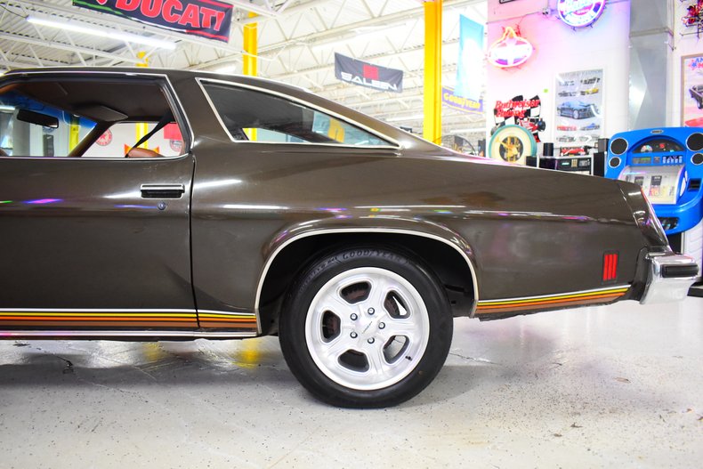 1975 Oldsmobile Cutlass 22