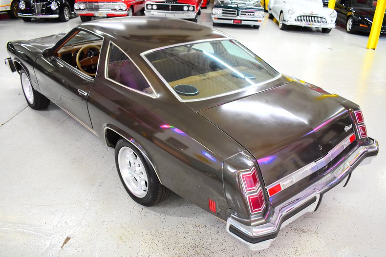 1975 Oldsmobile Cutlass 16