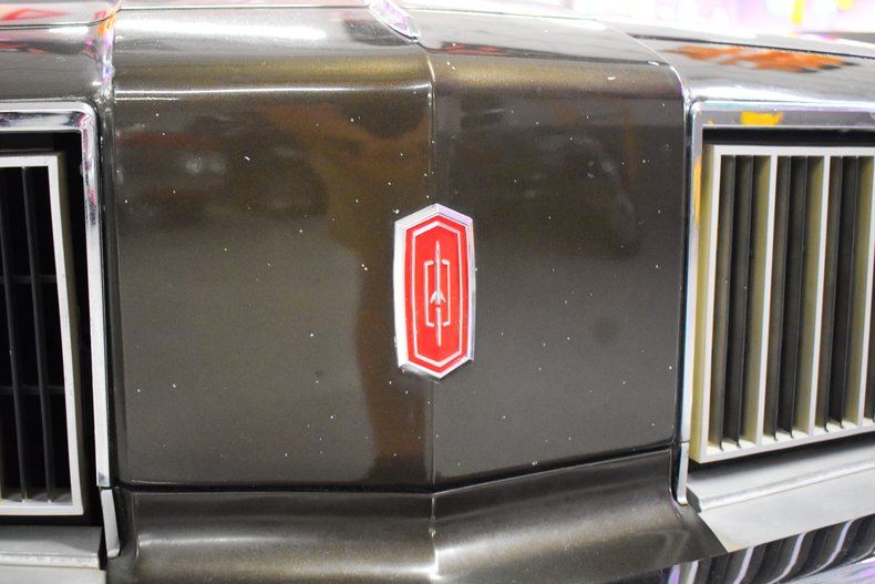 1975 Oldsmobile Cutlass 31