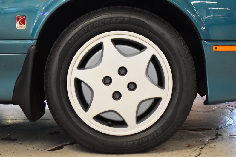 1995 Saturn S-Series SW2 Wagon 42