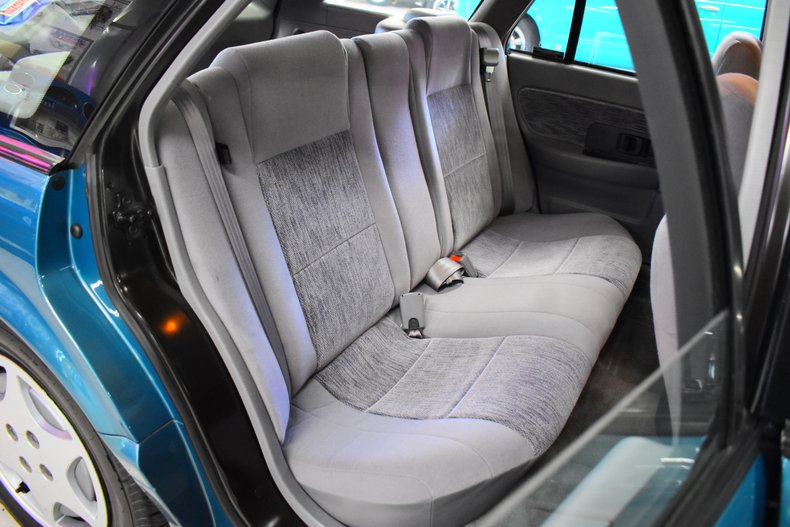 1995 Saturn S-Series SW2 Wagon 74