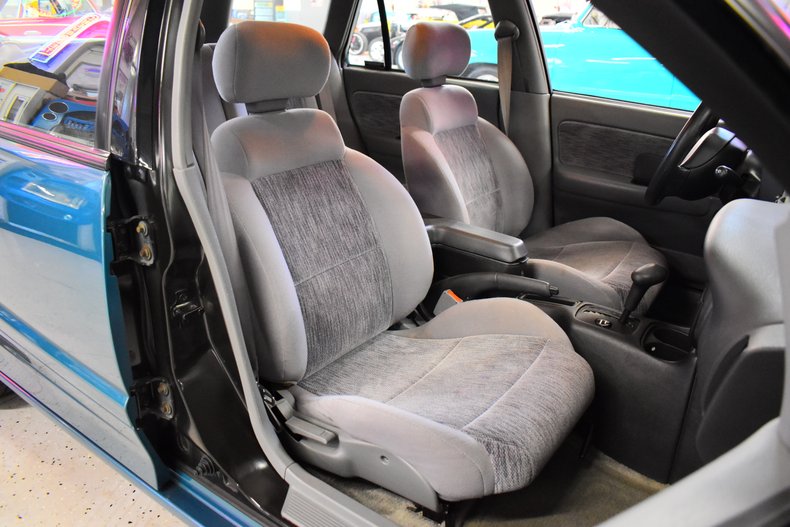 1995 Saturn S-Series SW2 Wagon 78