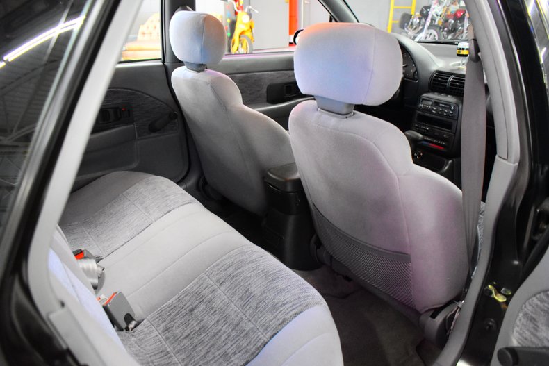 1995 Saturn S-Series SW2 Wagon 73