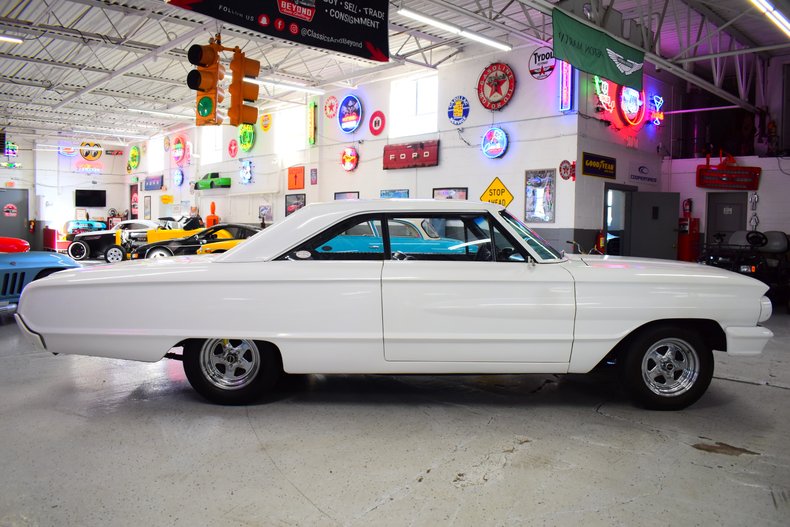 1964 Ford Galaxie 4
