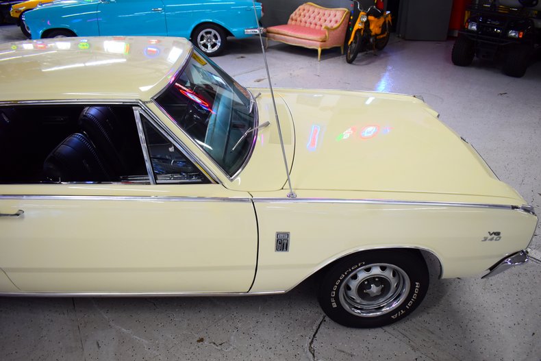 1967 Dodge Dart 5