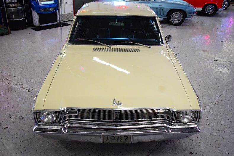 1967 Dodge Dart 27
