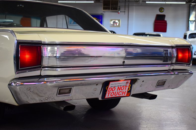1967 Dodge Dart 47
