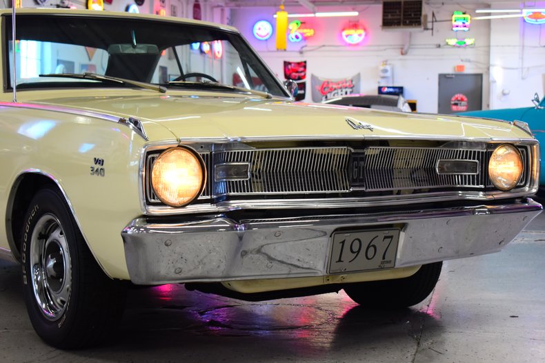 1967 Dodge Dart 45