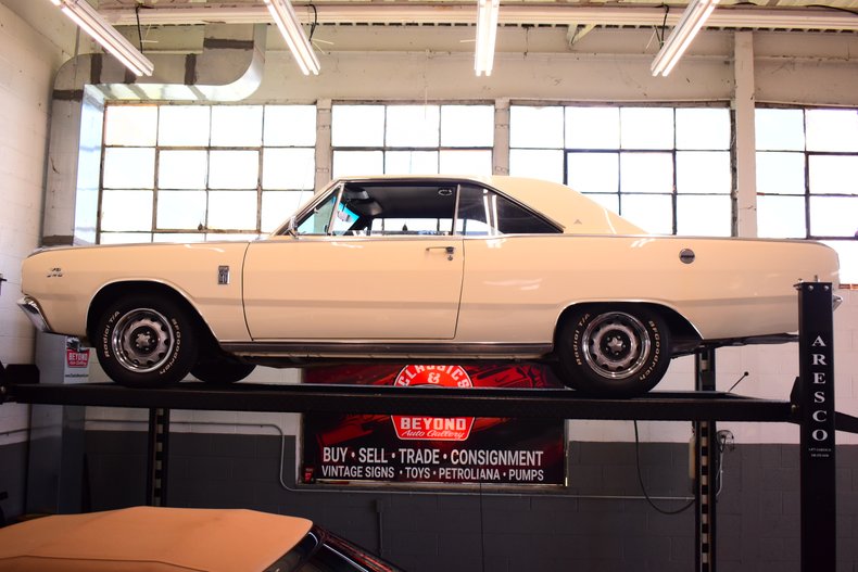 1967 Dodge Dart 90