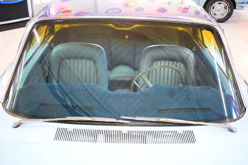 1962 Ford Thunderbird 32