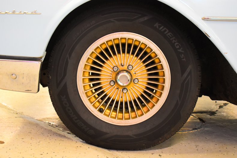 1962 Ford Thunderbird 42