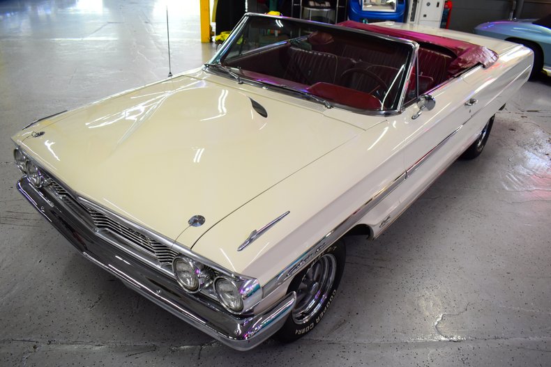 1964 Ford Galaxie 23