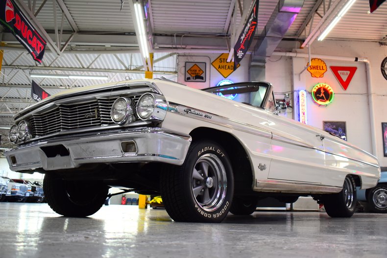 1964 Ford Galaxie 24