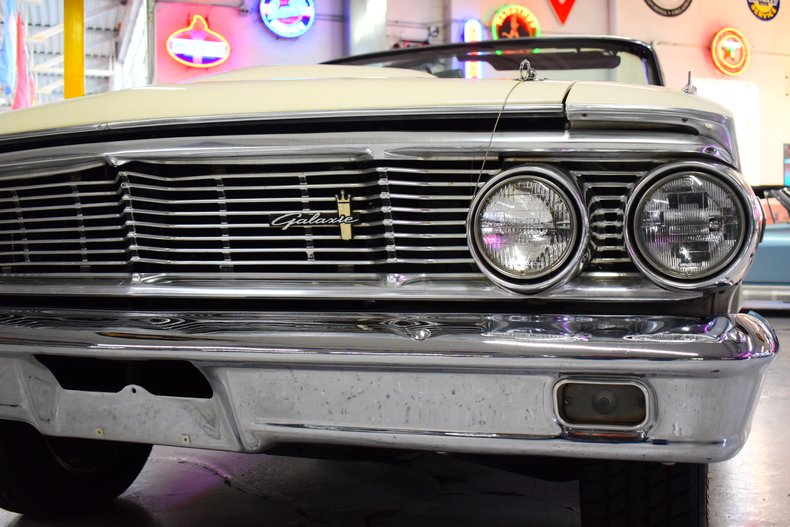 1964 Ford Galaxie 29