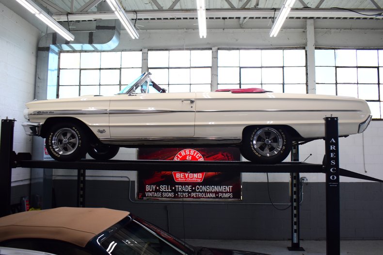 1964 Ford Galaxie 110