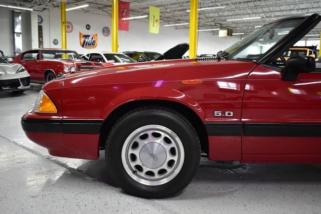 1988 Ford Mustang 15