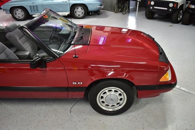 1988 Ford Mustang 27