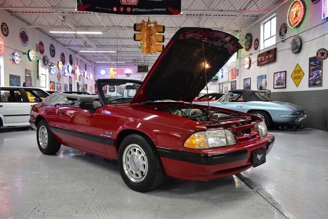 1988 Ford Mustang 51