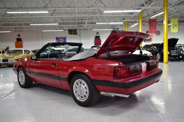 1988 Ford Mustang 59