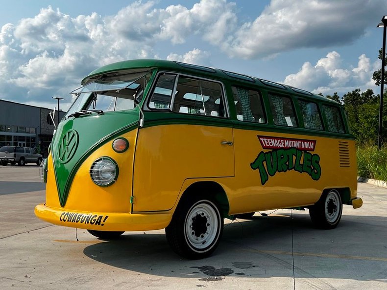 1974 Volkswagen 21 Window Van | The Branson Auction